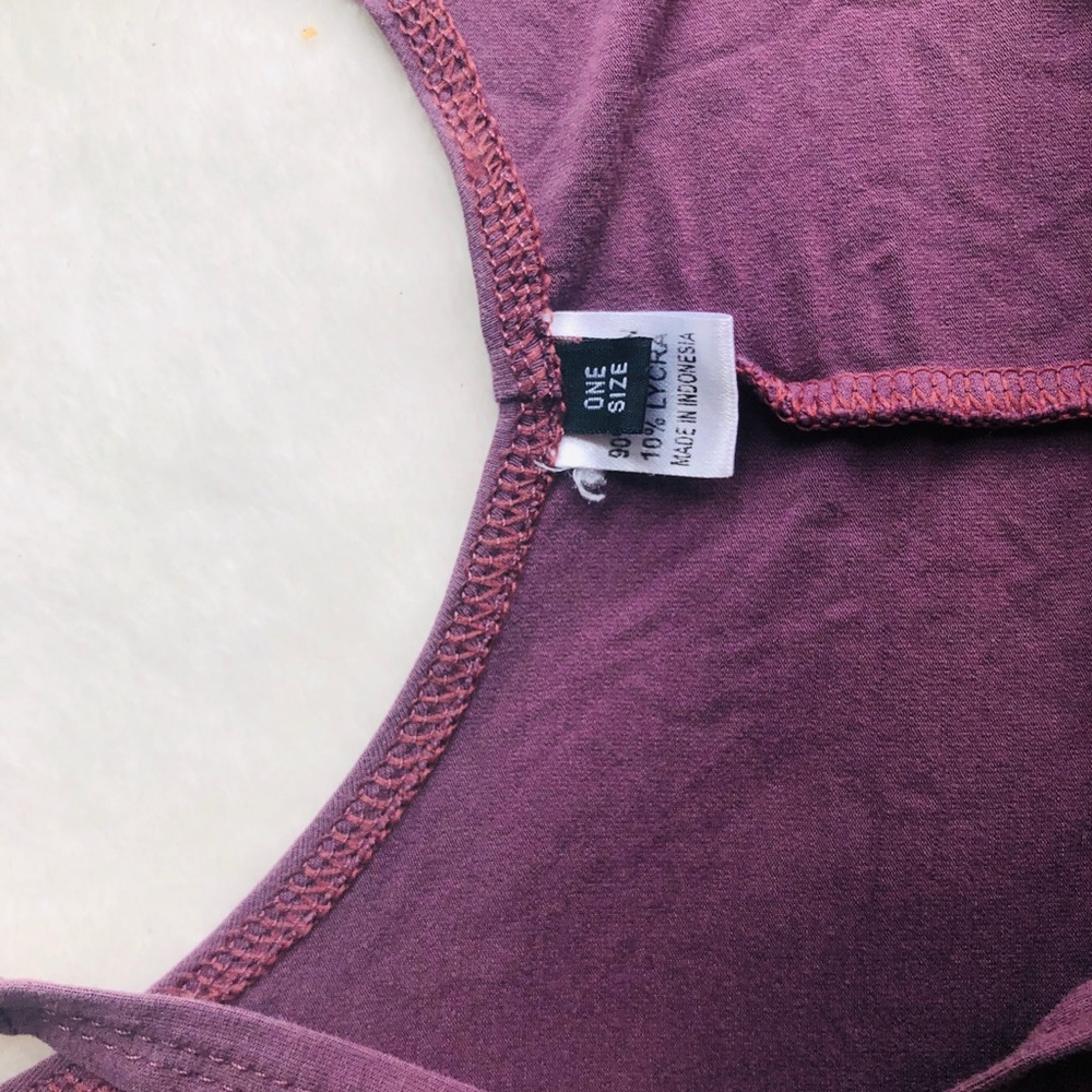 ✨ UO Tank ✨ - Picture 4 of 4